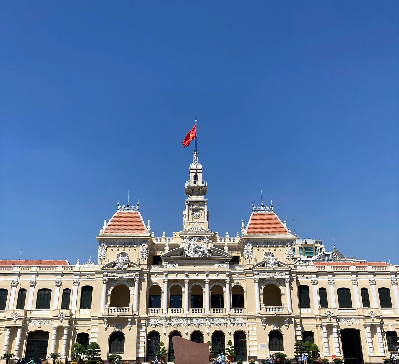 Về chúng tôi