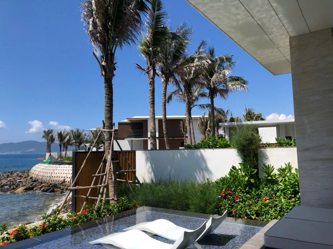 Duy tu trì công trình tại Melia Nha Trang